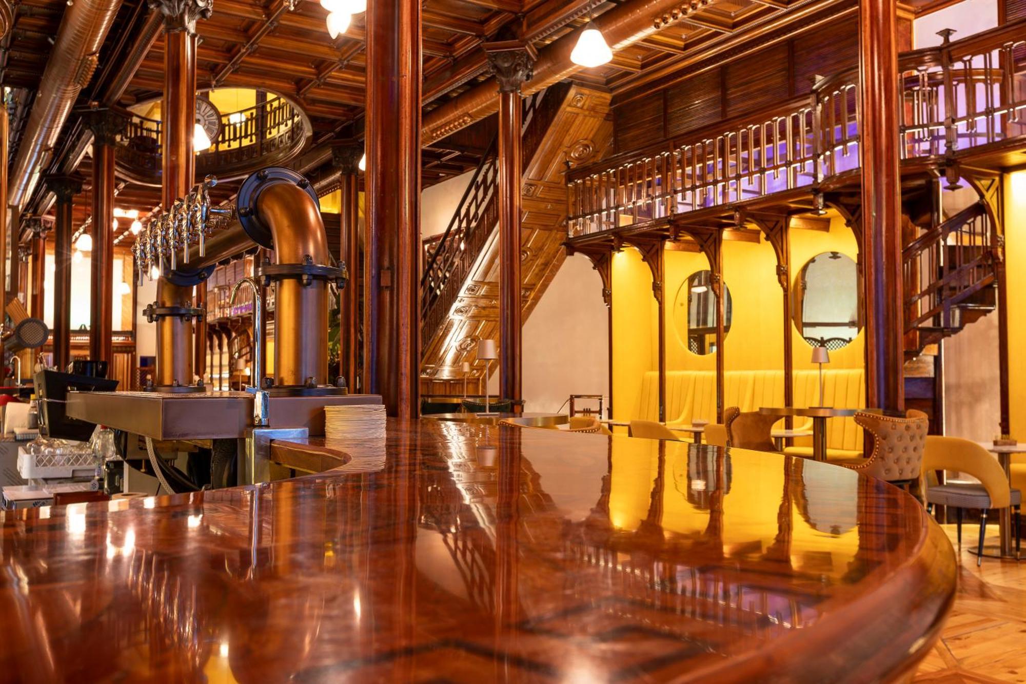 Hotel Las Tres Campanas Badajoz Kültér fotó